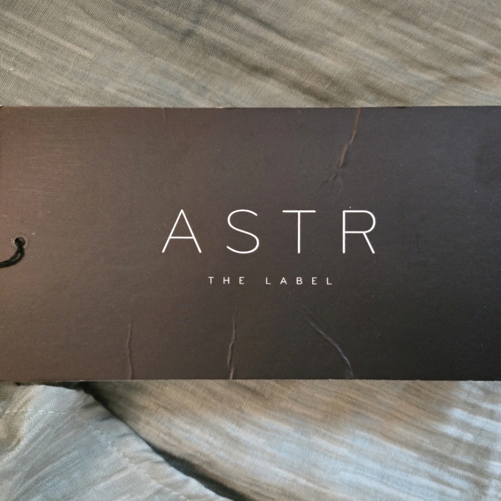 NWT ASTR the Label Wedelia Bustier Midi Dress | Sage - Picture 8 of 10